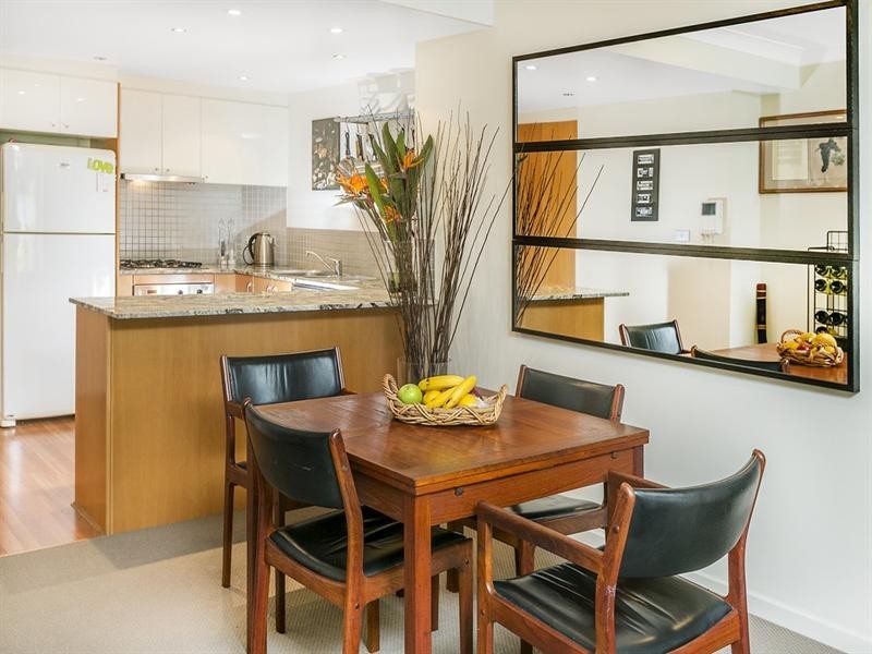 5/11-13 Clarence Avenue, Dee Why NSW 2099