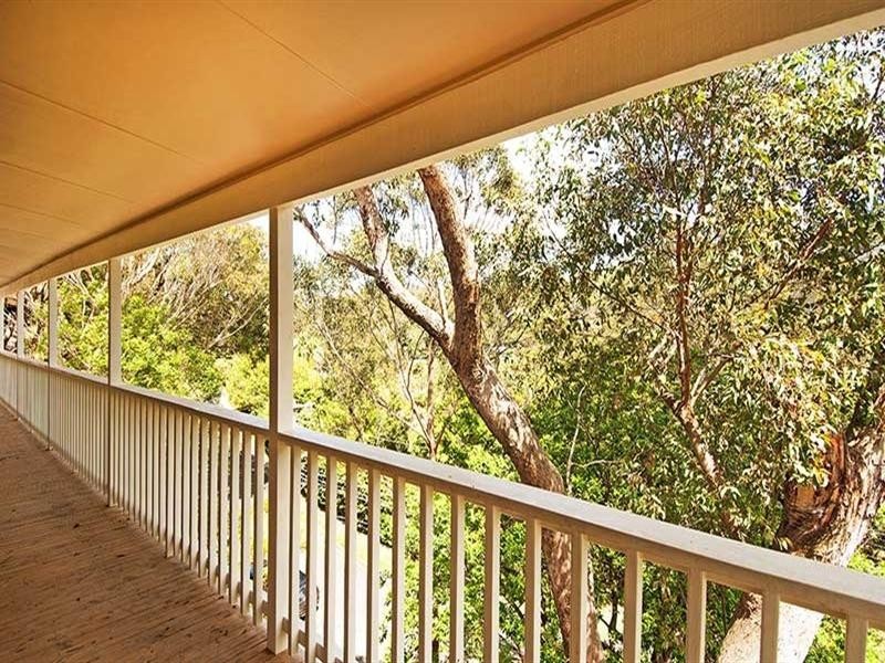 30 Tatiara Crescent, Narrabeen NSW 2101