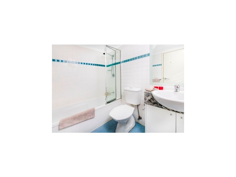 5/11-13 Clarence Avenue, Dee Why NSW 2099