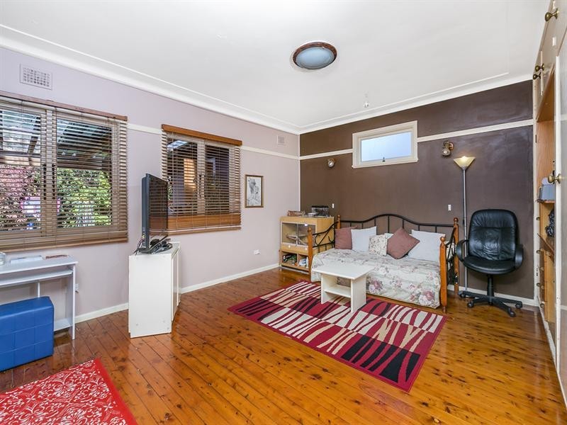27 Arthur Street, Dee Why NSW 2099
