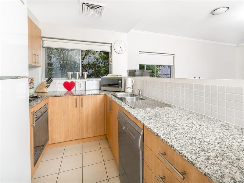 15/19-23 Sturdee Parade, Dee Why NSW 2099