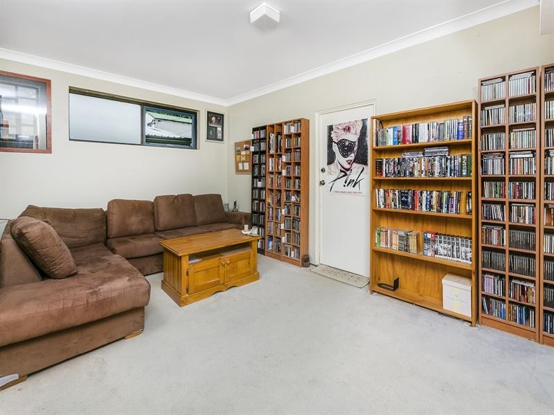 19 Lyly Road, Allambie Heights NSW 2100