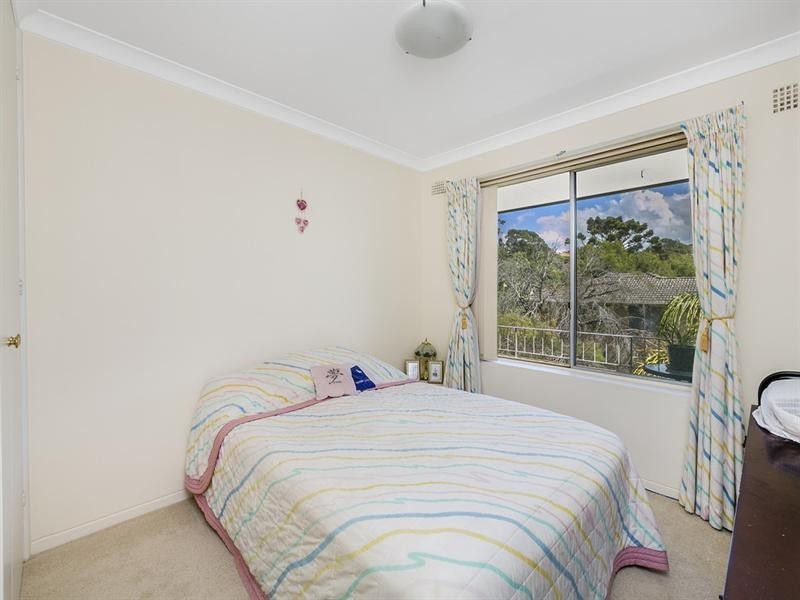 18/101 Pacific Parade, Dee Why NSW 2099