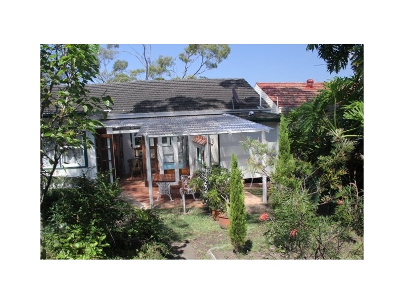 16 Chalmers Avenue, Beacon Hill NSW 2100