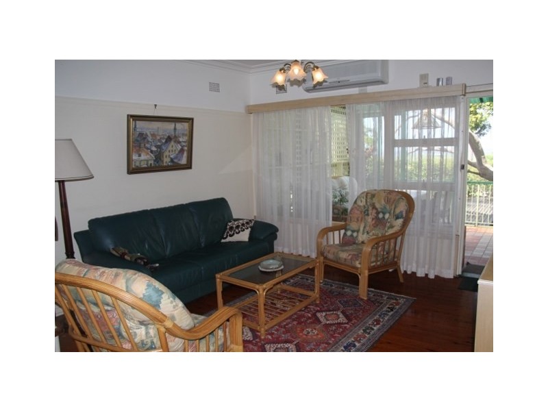 16 Chalmers Avenue, Beacon Hill NSW 2100