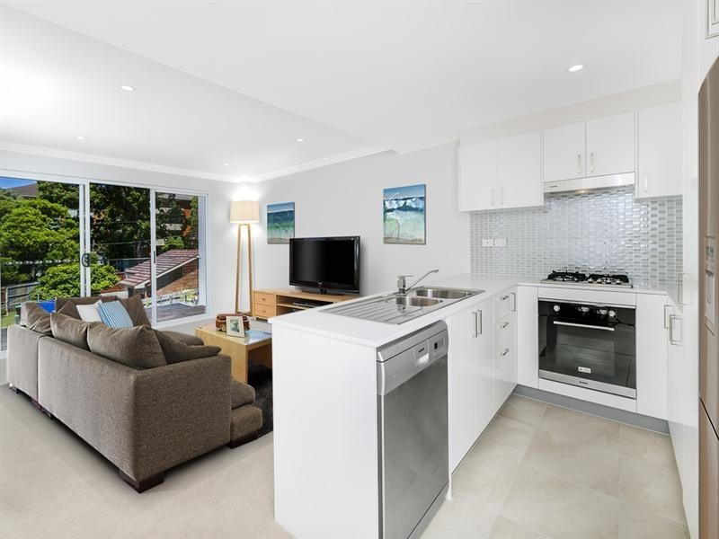 Corner of Delmar Pde and Pittwater Road, Dee Why NSW 2099