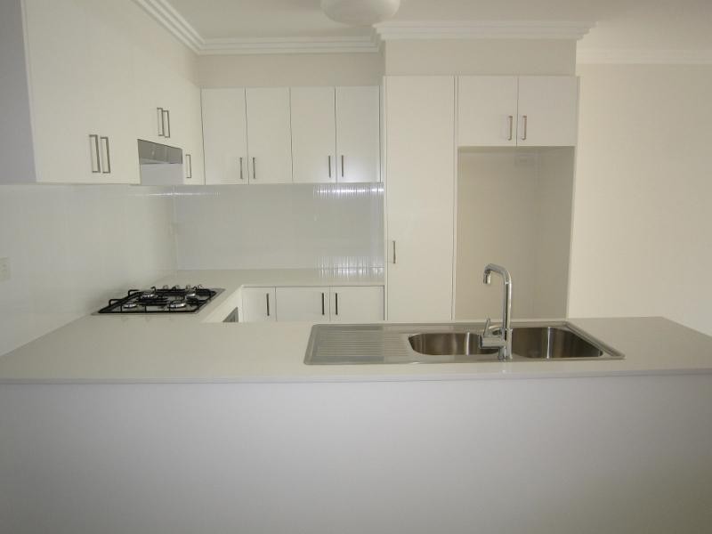 13/15-19 Shackel Avenue, Brookvale NSW 2100