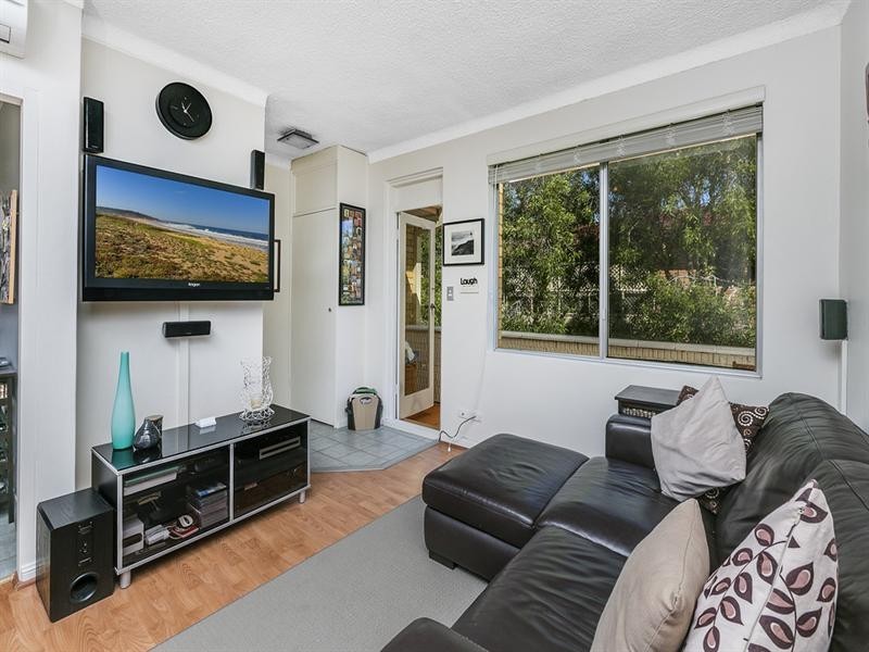 13/99 Pacific Parade, Dee Why NSW 2099