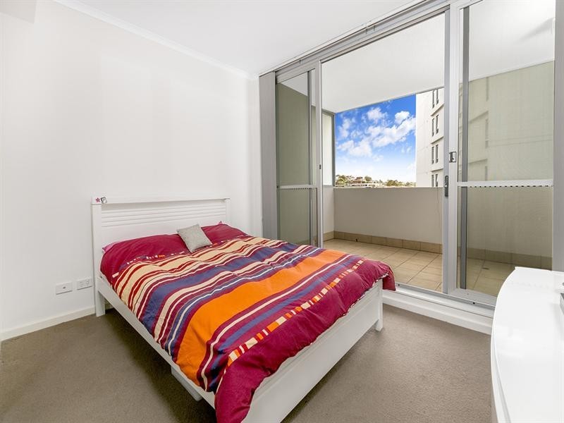 6303/10 Sturdee Parade, Dee Why NSW 2099