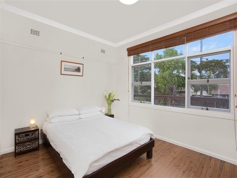 15 Inglebar Avenue, Allambie Heights NSW 2100