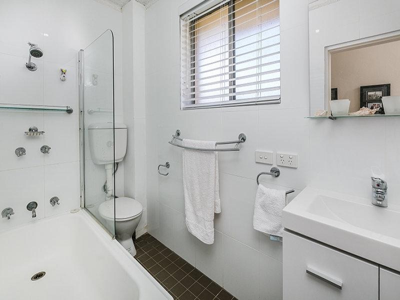 13/99 Pacific Parade, Dee Why NSW 2099