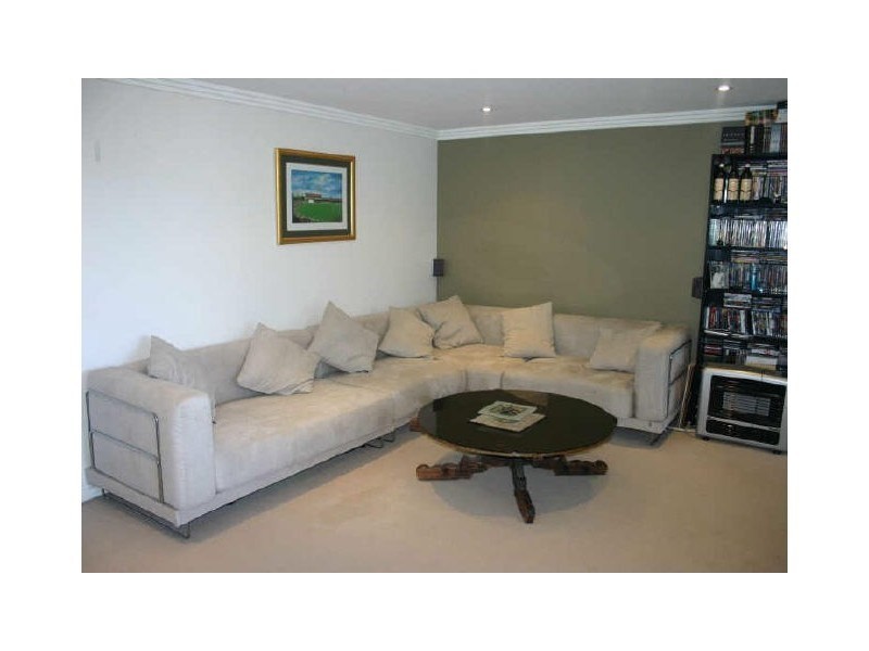 2/60-62 Old Pittwater Road, Brookvale NSW 2100