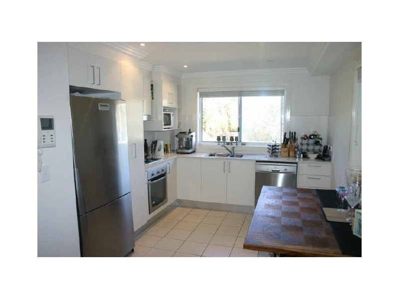 2/60-62 Old Pittwater Road, Brookvale NSW 2100