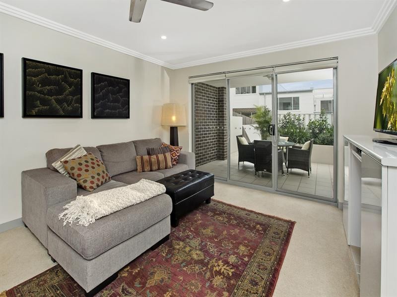 10/26-28 Shackel Avenue, Brookvale NSW 2100