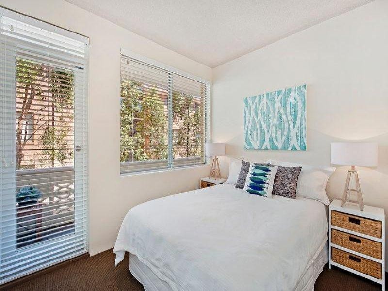 11/99 Pacific Parade, Dee Why NSW 2099