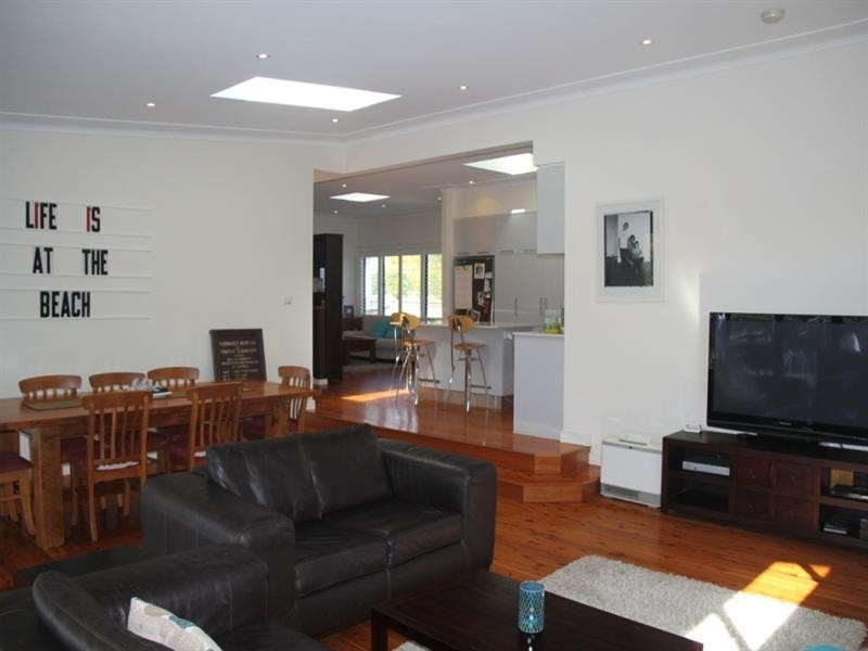 8 Normandy Road, Allambie Heights NSW 2100