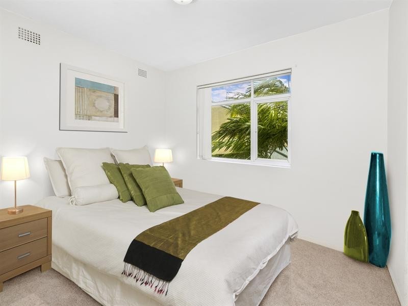 3/15 Kooloora Avenue, Freshwater NSW 2096