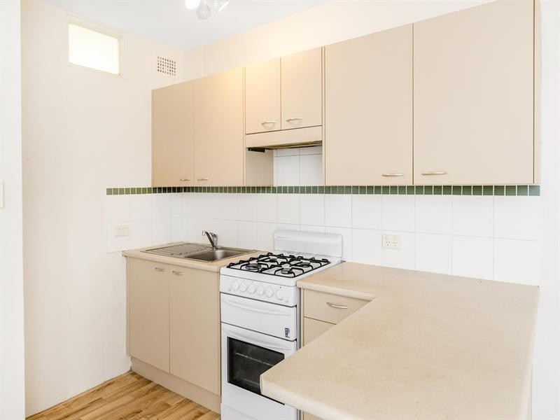 3/15 Kooloora Avenue, Freshwater NSW 2096