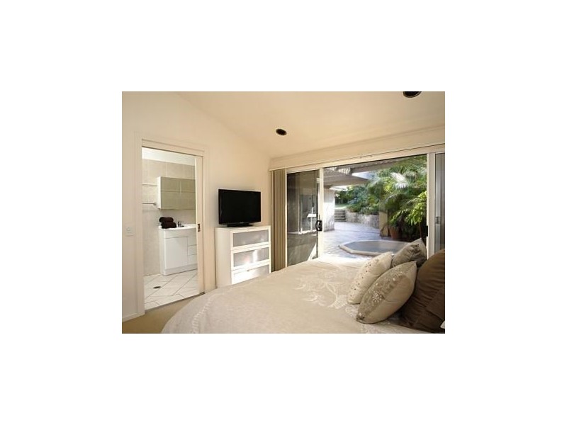 9 Arnhem Road, Allambie Heights NSW 2100