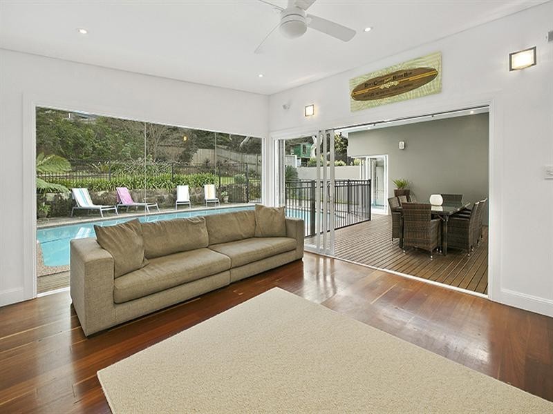 42 Owen Stanley Avenue, Allambie Heights NSW 2100