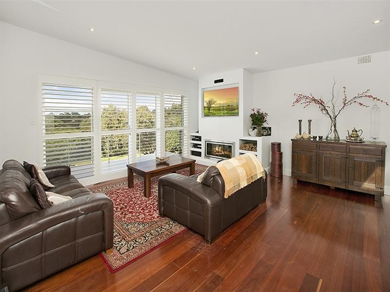 42 Owen Stanley Avenue, Allambie Heights NSW 2100