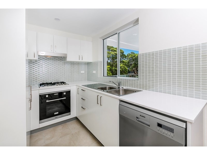 202/Corner of Delmar Pde and Pittwater Road, Dee Why NSW 2099