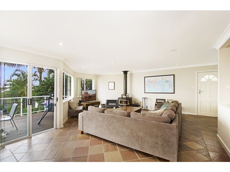 44 Churchill Crescent, Allambie Heights NSW 2100