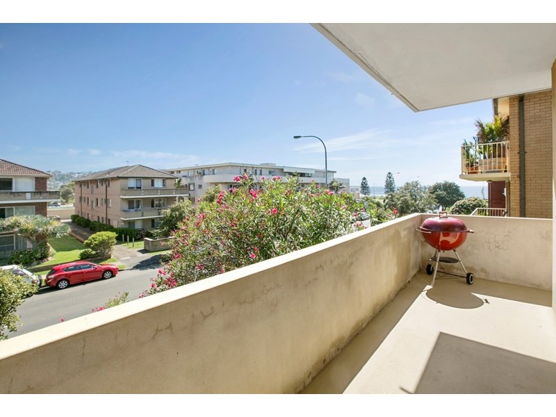 2/77 Dee Why Parade, Dee Why NSW 2099