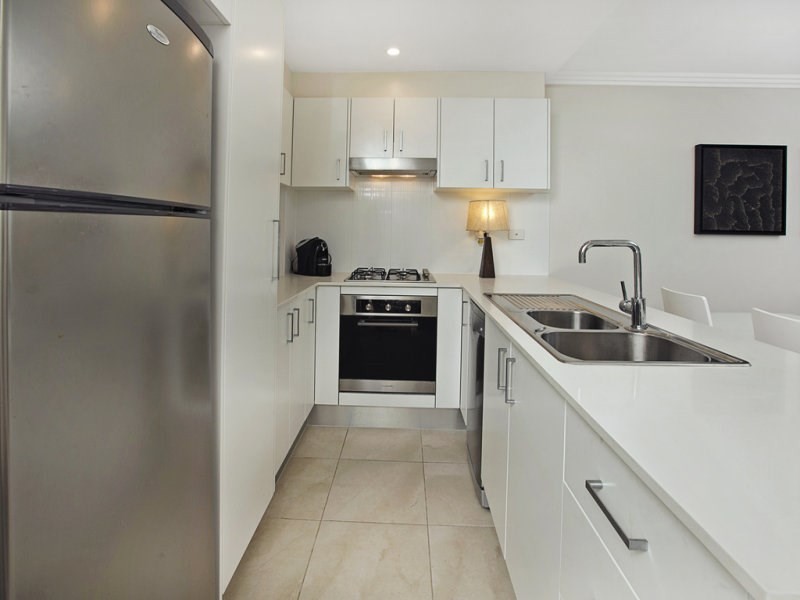 18/26-28 Shackel Avenue, Brookvale NSW 2100