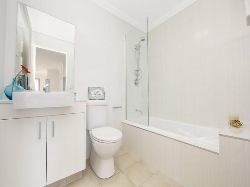 18/26-28 Shackel Avenue, Brookvale NSW 2100