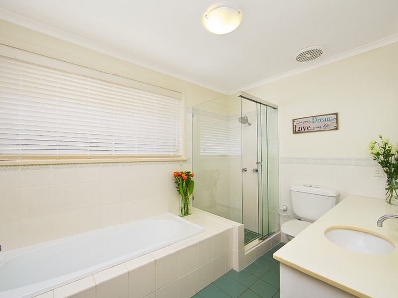 83 Cassia Street, Curl Curl NSW 2096