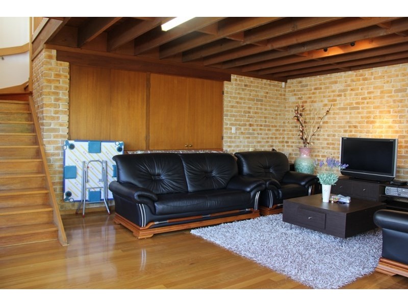 83 Cassia Street, Curl Curl NSW 2096