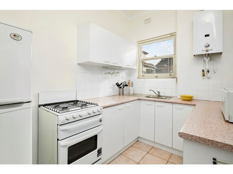 2/52 Lawrence Street, Freshwater NSW 2096