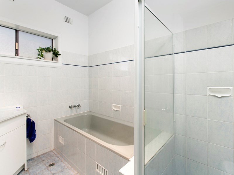 17 Moresby Place, Allambie Heights NSW 2100