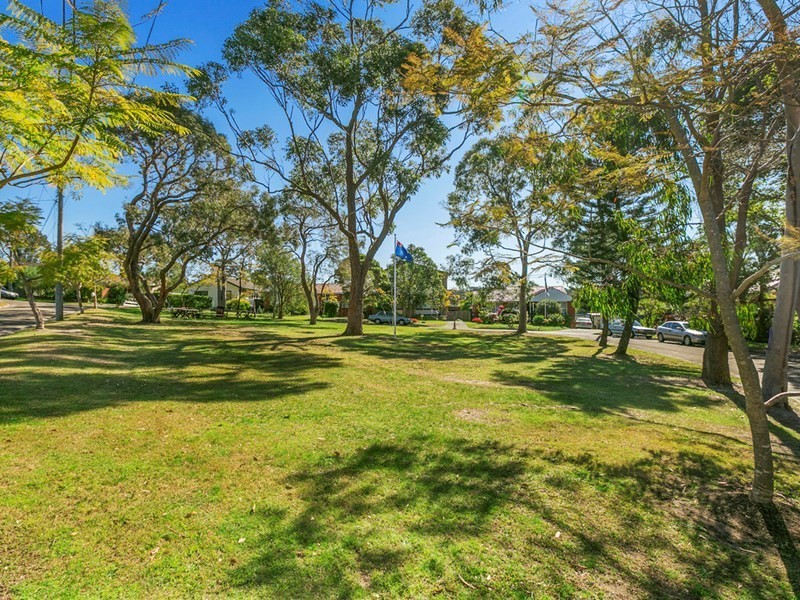 17 Moresby Place, Allambie Heights NSW 2100
