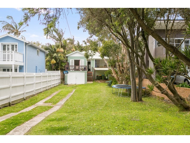 40 Kooloora Avenue, Freshwater NSW 2096