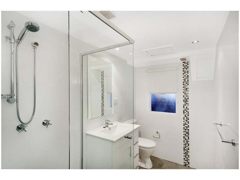 11a Lakeview Parade, Warriewood NSW 2102