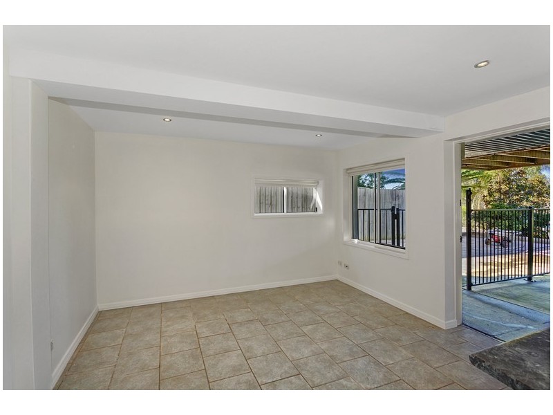 11a Lakeview Parade, Warriewood NSW 2102