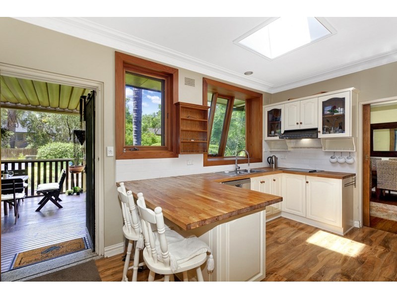 28 Maralinaga Avenue, Elanora Heights NSW 2101