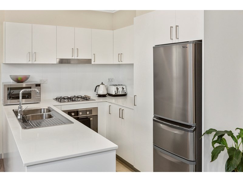 30/12-16 Shackel Avenue, Brookvale NSW 2100