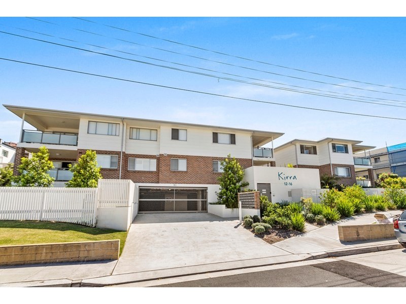 30/12-16 Shackel Avenue, Brookvale NSW 2100