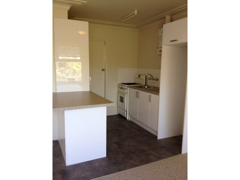 24/8 Campbell Parade, Manly Vale NSW 2093