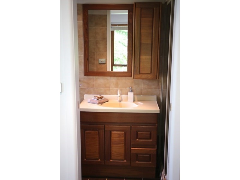 6 Jacquelene Close, Bayview NSW 2104