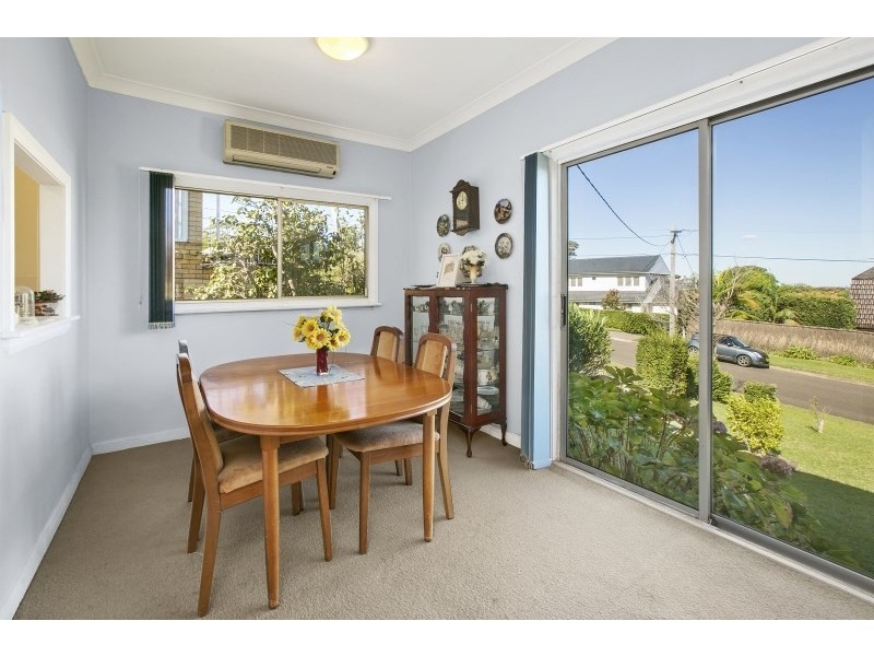 5 Churchill Crescent, Allambie Heights NSW 2100