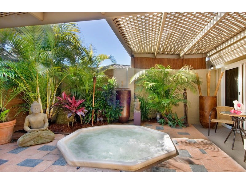 9 Arnhem Road, Allambie Heights NSW 2100