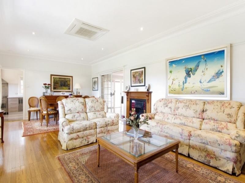 43 Quinlan Parade, Manly Vale NSW 2093