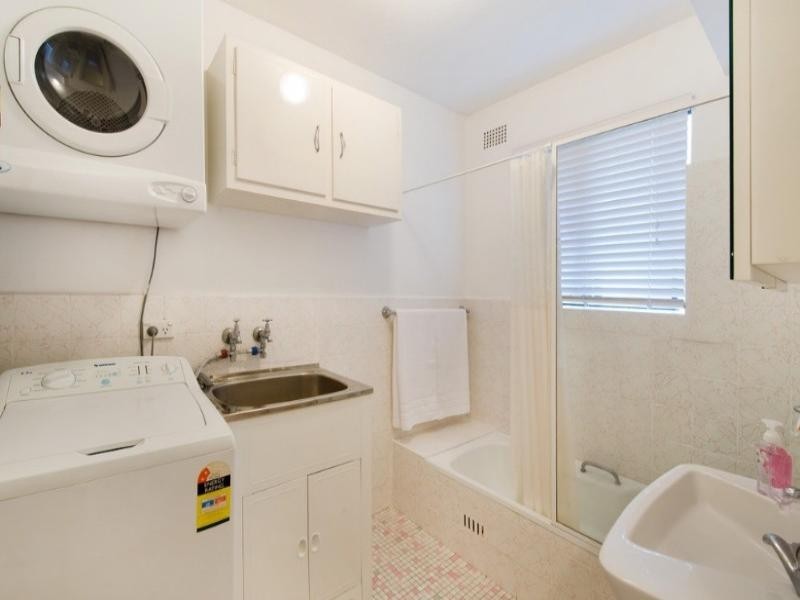 1/49-51 Campbell Parade, Manly Vale NSW 2093
