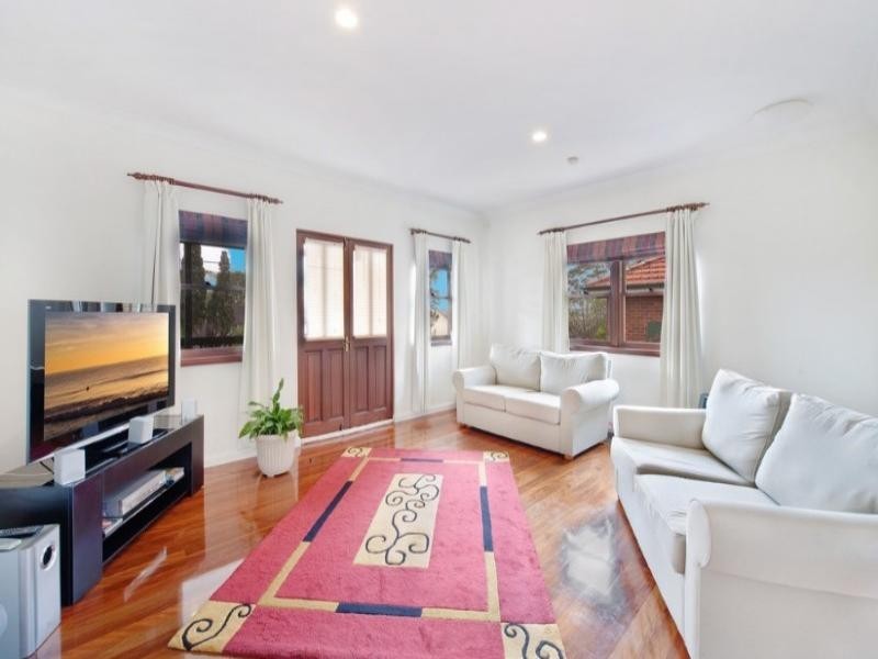 23 Inglebar Avenue, Allambie Heights NSW 2100