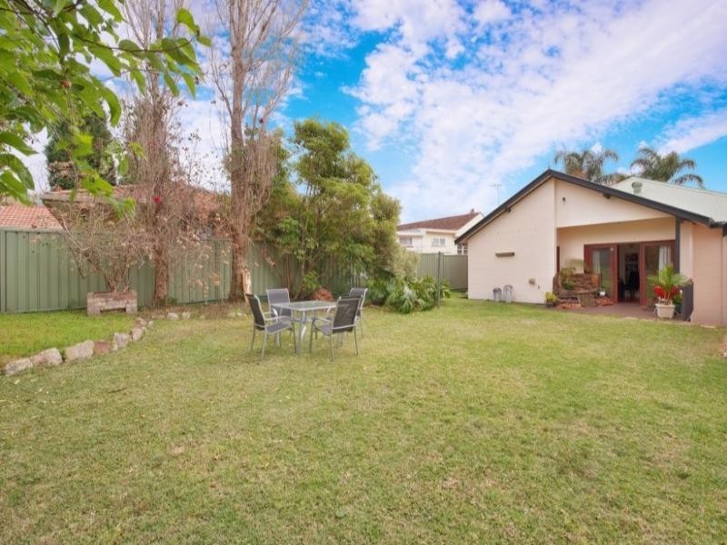 23 Inglebar Avenue, Allambie Heights NSW 2100