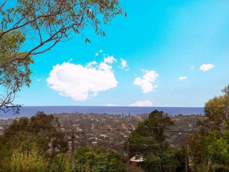 18 Libya Crescent, Allambie Heights NSW 2100